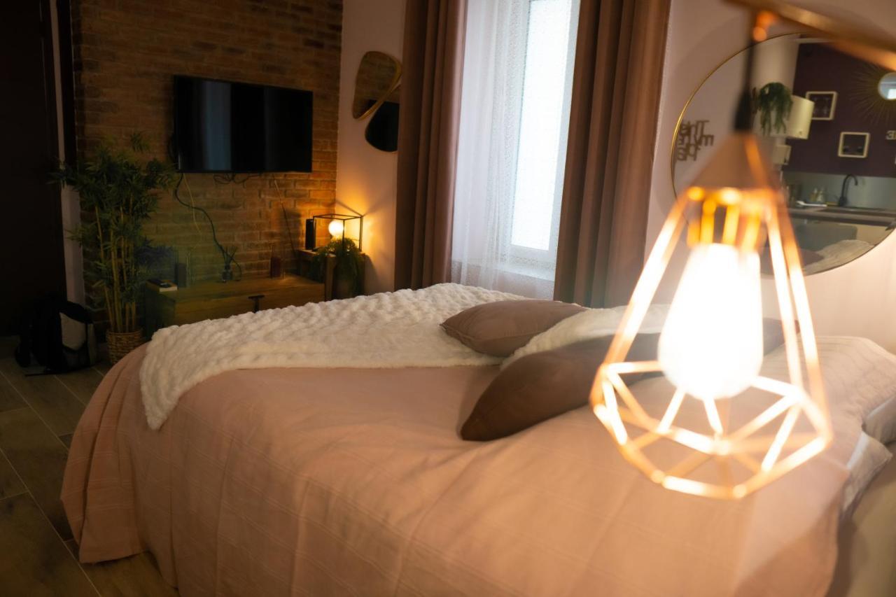 Studio Coeur De Ville Sanary Tres Cosy Parking Zewnętrze zdjęcie